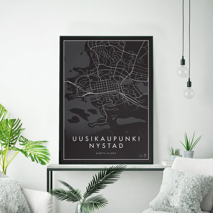 Minimalistinen Uusikaupunki - Musta Kaupunkijuliste - Påster